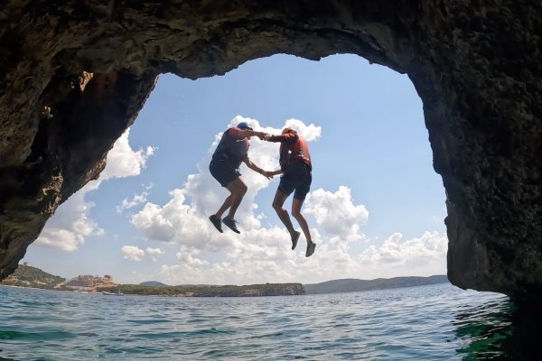 coasteering2 sardinie - familiereis actief strand